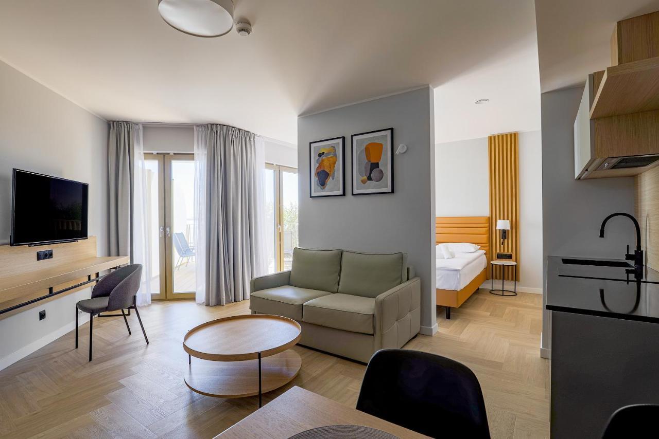 Meridian Hotel 4*