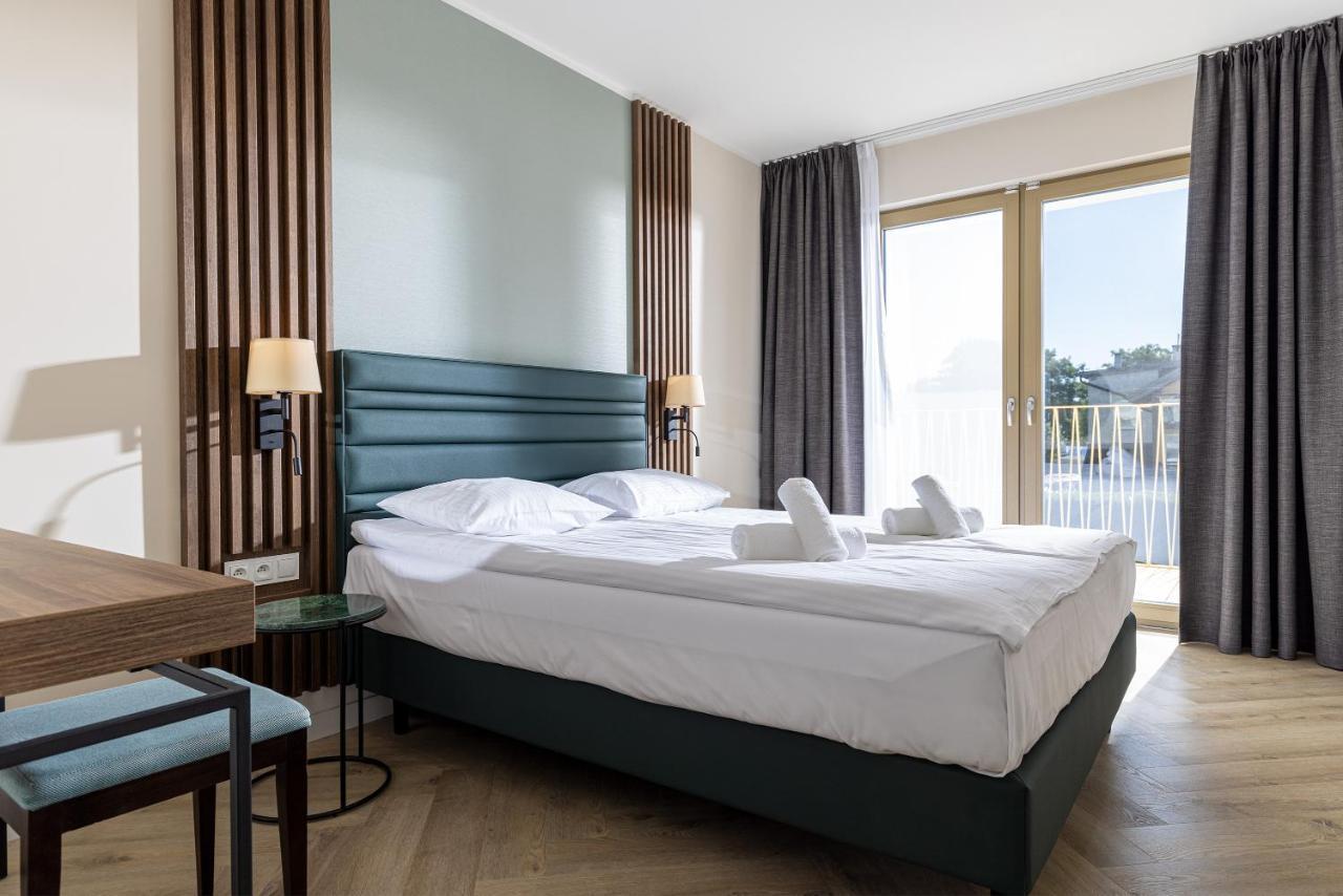 Meridian Hotel 4*